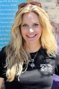 Kristin Bauer van Straten Chats with TV Fanatic About True Blood and Africa