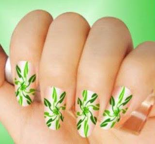 Latest Eid Nail Designs  For Girls 2012