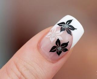 Latest Eid Nail Designs  For Girls 2012