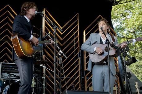 Milk Carton Kids 0105 THE LUMINEERS PLAYED CENTRAL PARK WITH OLD CROW MEDICINE SHOW [PHOTOS]