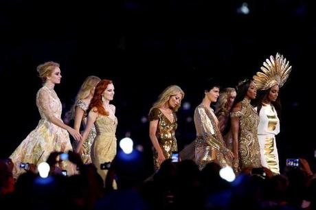 Supermodels at the Olympics Closing Ceremony