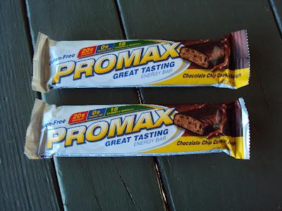 Promax Chocolate Chip Cookie Dough Energy Bar (YUM) Review