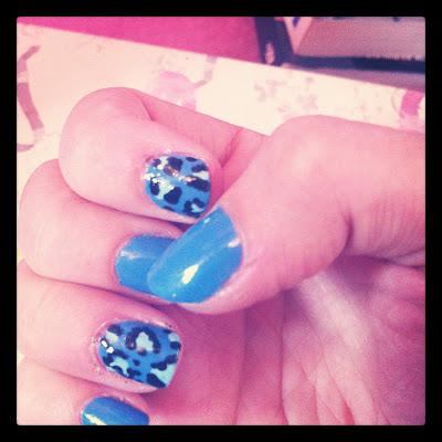 Leopard manicure with a toothpick!