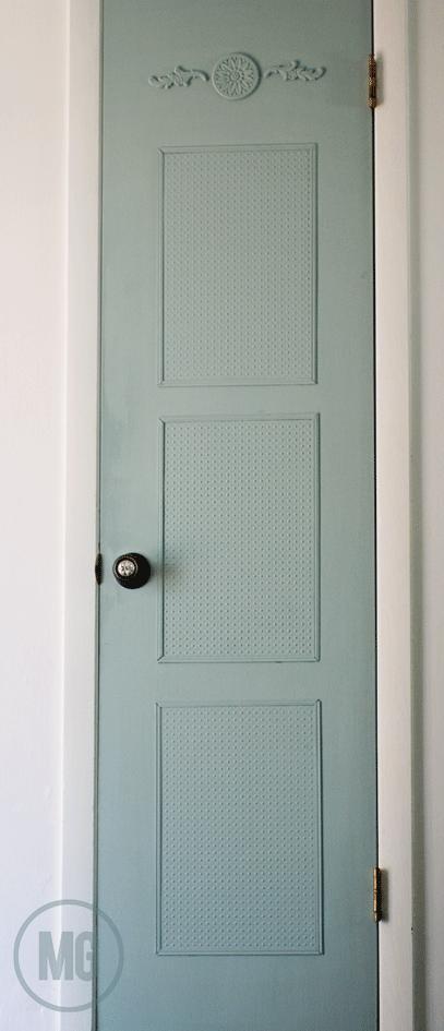 how a little trip to @HobbyLobby helped gived my builder's grade pantry door some vintage style...