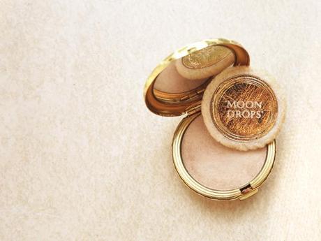 Gilded Glamour – Vintage Cosmetic Compacts from My Grandmother