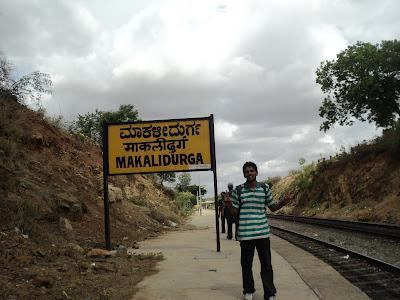 58) Makalidurga – Railway Trek: (13/7/2012)