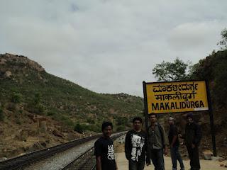 58) Makalidurga – Railway Trek: (13/7/2012)