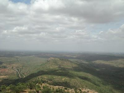 58) Makalidurga – Railway Trek: (13/7/2012)