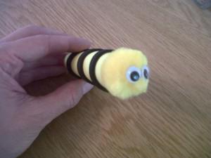 6 300x225 How to make a bee finger puppet