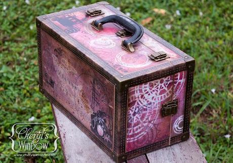 Decoupage Cargo Case with Helmar