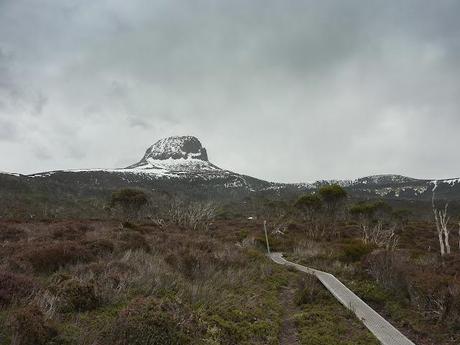 barn bluff from overland track