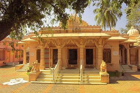 7 Magical Temples In Kochi For A Blissful Holiday Experience 7 Magical Temples In Kochi For A Blissful Holiday Experience