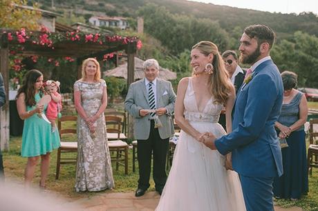 dreamy-destination-wedding-greece-vibrant-pops-bougainvillea-blossoms_22