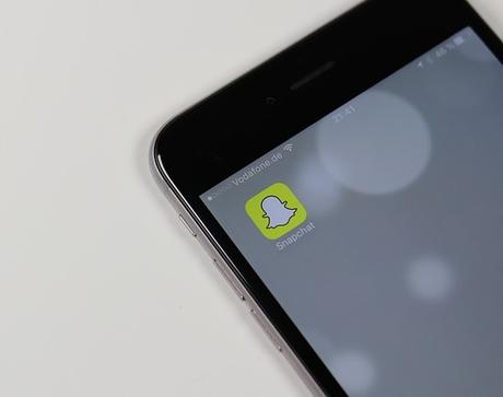 snapchat How to Take Screenshots on Snapchat Without Them Knowing?