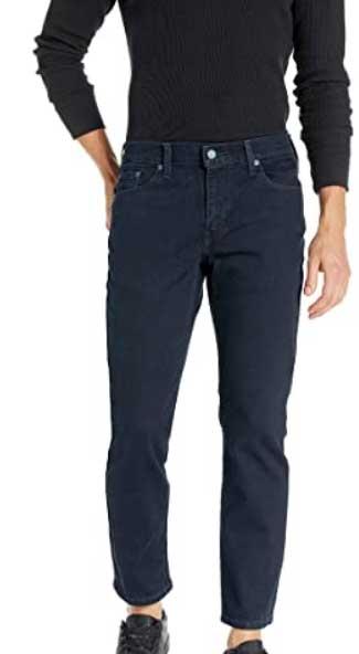4 Best Jeans For Men With No Butt