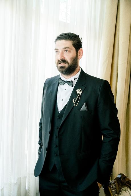 Chic and moody wedding in Nicosia with lush florals and modern elements│ Christina & Dimitris chic-moody-wedding-nicosia-llush-florals-modern-elements_12z