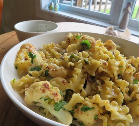 Pasta With Seared Cauliflower