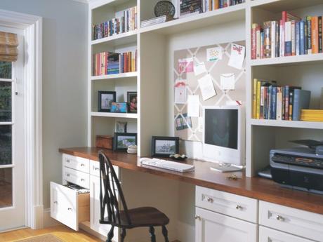 What to Look for in a Home Office During the House Buying Process