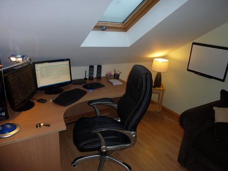 What to Look for in a Home Office During the House Buying Process