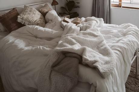 Tips to Choose The Right Comforter for a Restful Night’s Sleep