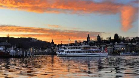 Dinner Cruises In World That You Must Include In Your Holiday