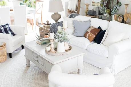 White Living Room Design with Pastel Decor