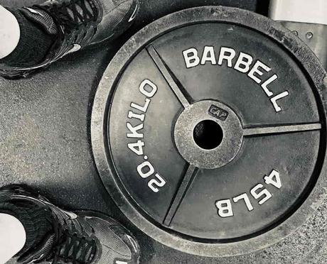 Best Cast Iron Weight Plates for Home Gyms