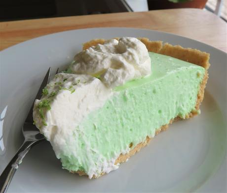 Fluffy Key Lime Pie