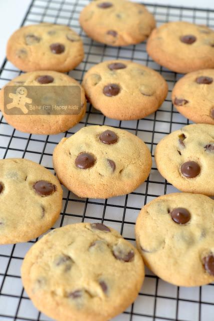 copycat Chips Ahoy chocolate chip cookies recipe two less sugar crunchy