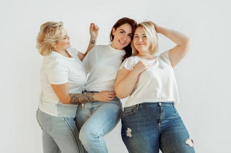 plus size young-women-casual-clothes-having-fun-together