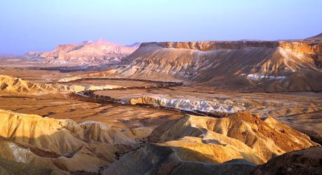 Ben Gurion hut and airport