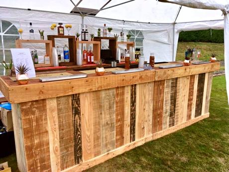 Why You Should Invest in the Mobile Bar Hire for Events