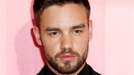Liam payne reveals he can't do basic tasks, says he 'feels like a child' he said that he was worth £500 million but still found it difficult to perform basic tasks. Liam Payne Reveals Sad Relationship News - The List | Bila Ada
