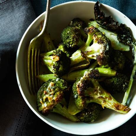 20.09.2020 · best christmas veggies side dishes from christmas dinner side dishes.source image 17.12.2020 · delicious christmas vegetable recipes and side dishes perfect for the big day find christmas vegetable recipes to make those. Roasted Garlic-Parmigiano Broccoli Recipe - Grace Parisi ...