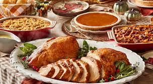 Cracker barrel merry christmas 8 plate christmas tree red green decor. Thanksgiving Family Meal To Go Heat N Serve Dinner Cracker Barrel