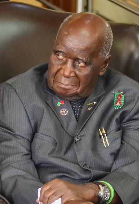 Kenneth Kaunda Biography, Age, Who is, Children, Death, Wife, Education, Net Worth