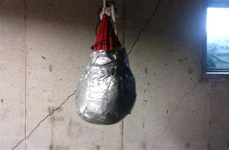 It is easy to set up, move… shredded memory foam fill replacement for bean bags, chairs, pillows, dog beds, cushions and crafts. DIY Punching Bag : 4 Steps - Instructables