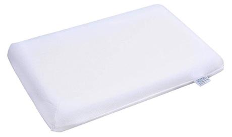 Memory Foam Pillow vs Regular Pillow: Why Is It Better?