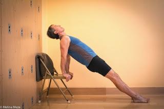 Strengthening Pose of the Week: Upward Plank Pose