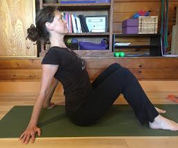 Strengthening Pose of the Week: Upward Plank Pose