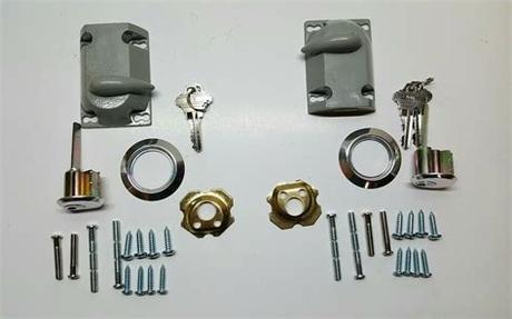 Garage door keys can be easily misplaced. 2 GARAGE DOOR KEYED DEAD BOLT CYLINDER LOCK KEY SET (KEYED ...