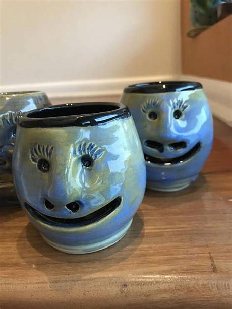 How did you get introduced to donating your eggs? Separate your eggs with these funny faced cups. Each cup ...