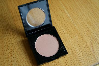 FashionistA Cosmetics make up review