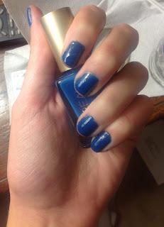 L'Oreal Nail Color: Jet Set To Paris