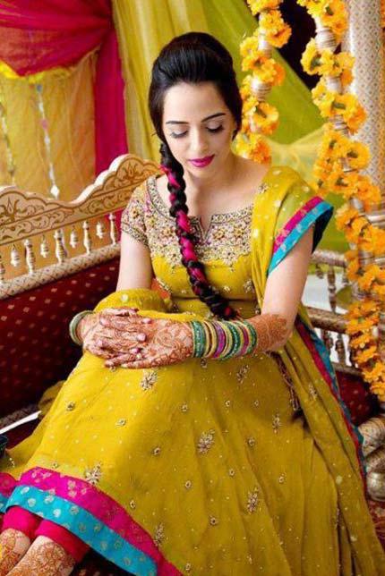 Bridal Mehndi Dresses 2012 for Pakistani Brides a Courteous Collection for Hymeneals