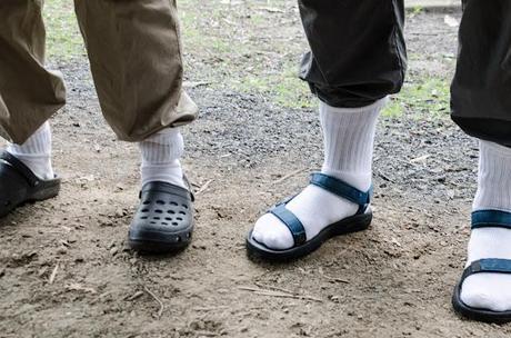 wearing socks with sandals