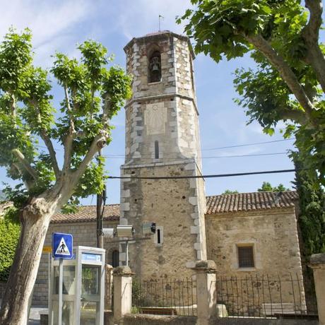 1 of the 17 sundials in Gualba, this one on a church