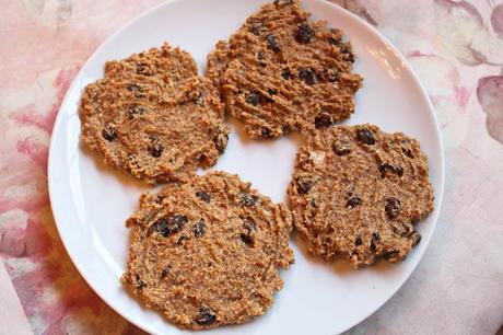 Oatmeal, Raisin, Coconut, and Chia Seed Cookies