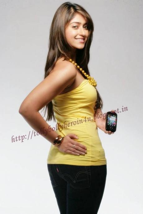 Ileana - Hot n Cute with Mob