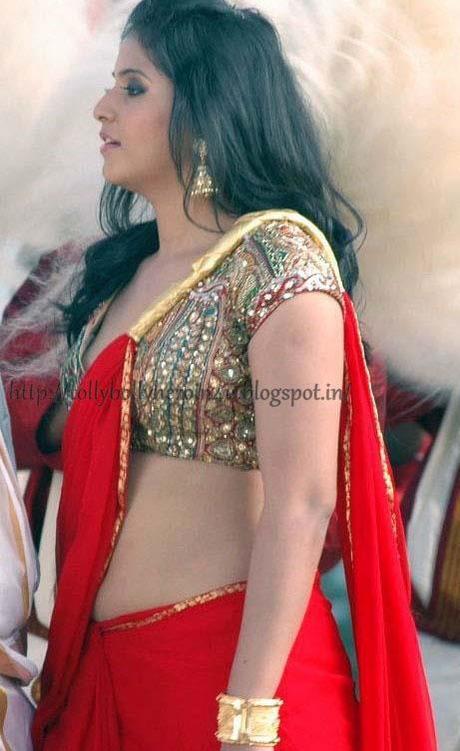 Anjali Devi - Navel Show